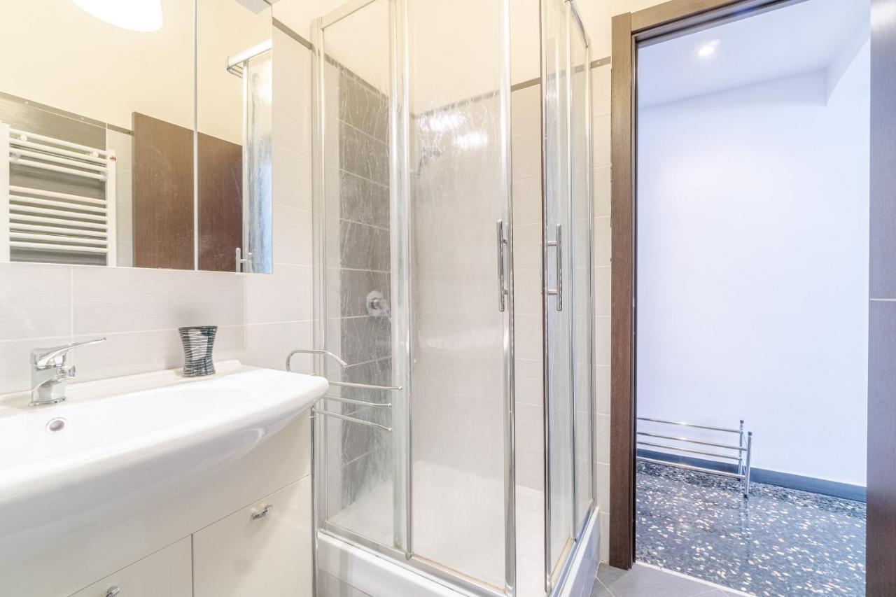 Villa Gruber Modern Flat Генуа Екстериор снимка